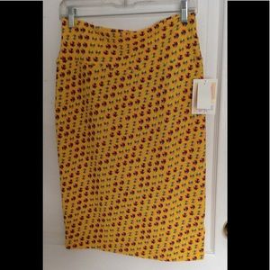 LulaRoe Skirt Cassie M (2288) Ship In The USA Only